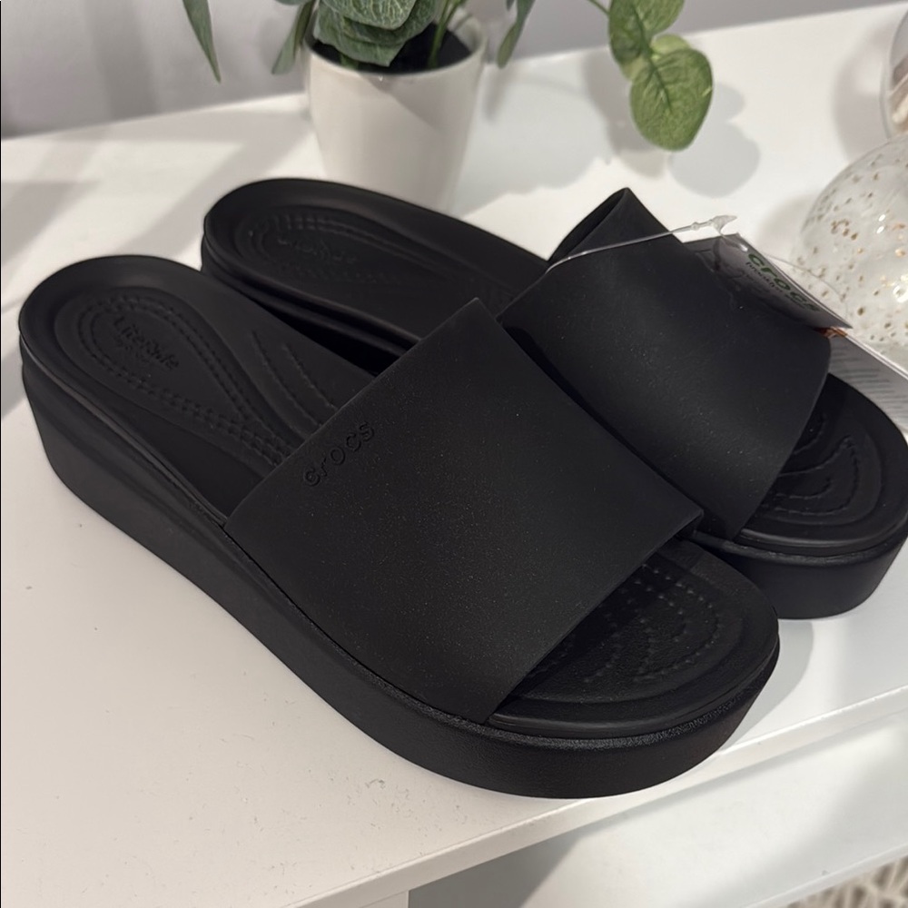 CROCS Women's Black Platform Sandals
